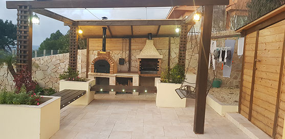 Joseph Mat Landscape,  featheredge fence ,  sandstone paving, beds, brick step